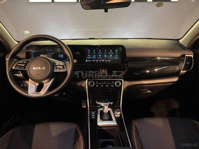 Kia Seltos-6