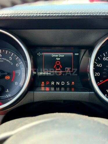 Ford Mustang-4