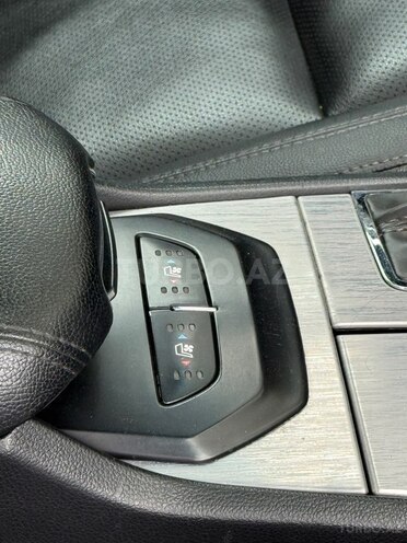 Kia Cadenza-12