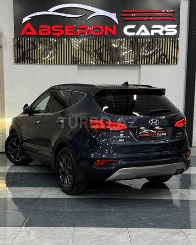 Hyundai Santa Fe-10