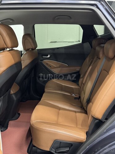 Hyundai Santa Fe-20