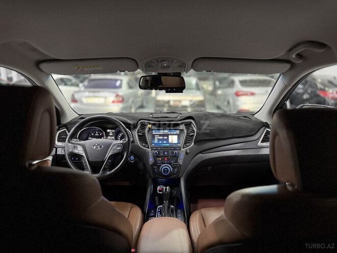 Hyundai Santa Fe-21