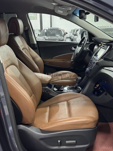 Hyundai Santa Fe-19