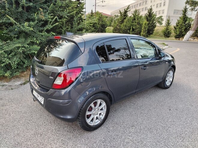 Opel Corsa-4