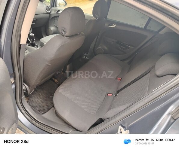Opel Corsa-15