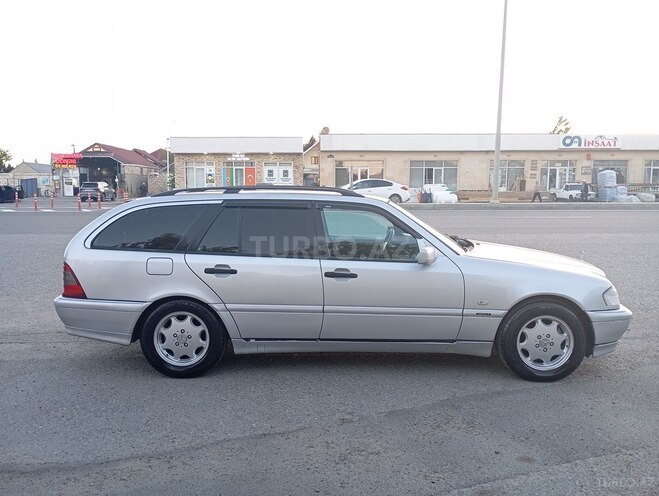 Mercedes C 240-3