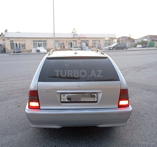 Mercedes C 240-8