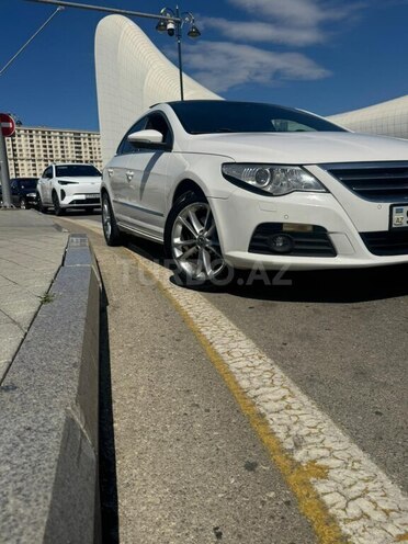 Volkswagen Passat CC-2