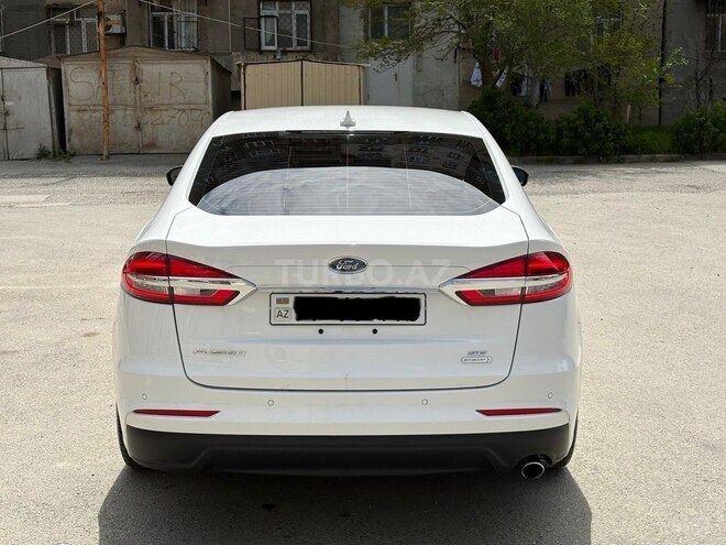 Ford Fusion (North America)-8