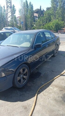 BMW 528-5