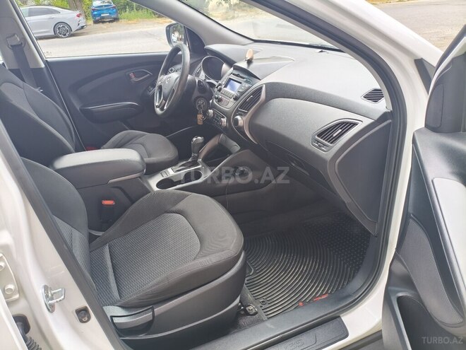 Hyundai ix35-8