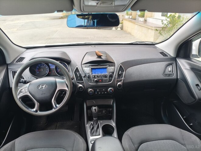 Hyundai ix35-11