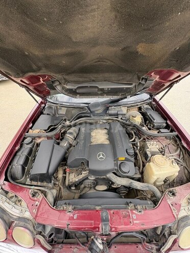 Mercedes E 240-14