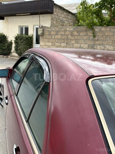 Mercedes E 240-15