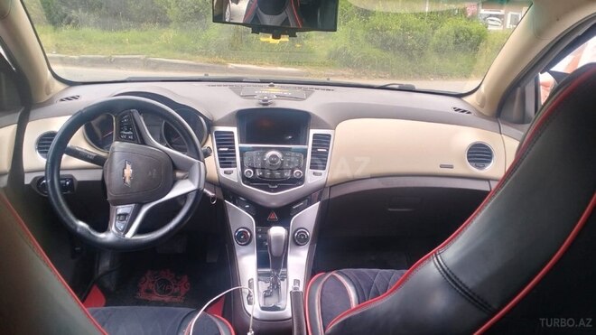 Chevrolet Cruze-5
