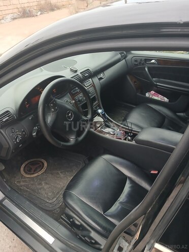 Mercedes C 240-6