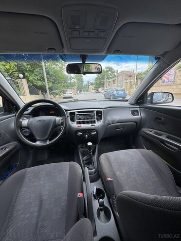 Kia Rio-8