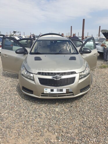 Chevrolet Cruze-1