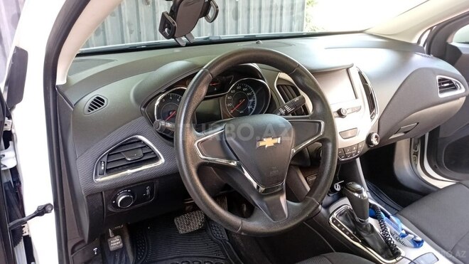 Chevrolet Cruze-6