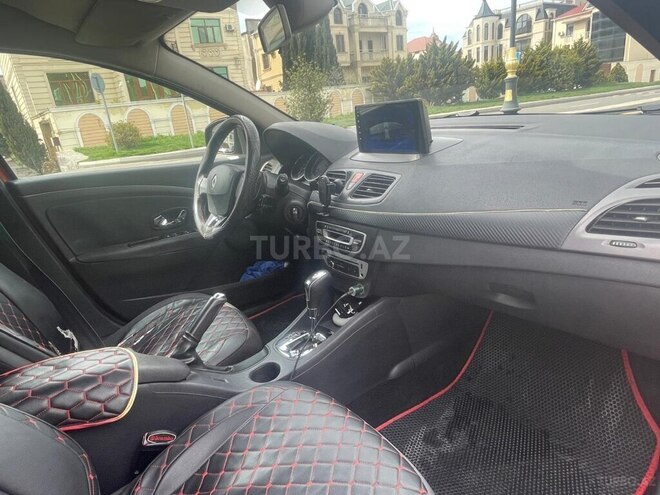 Renault Megane-5