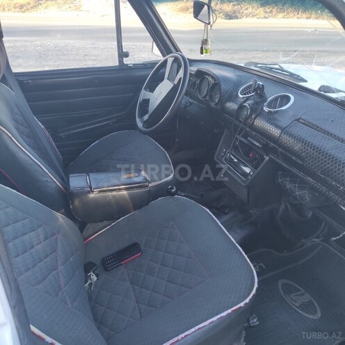 LADA (VAZ) 2106-4