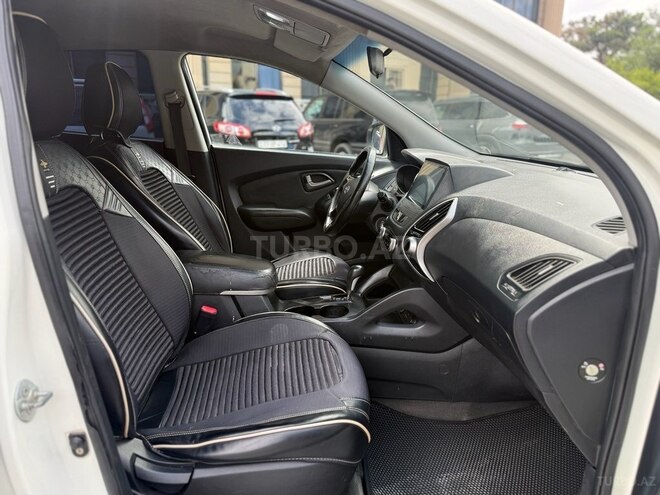 Hyundai ix35-14