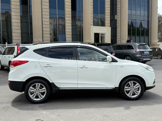 Hyundai ix35-7