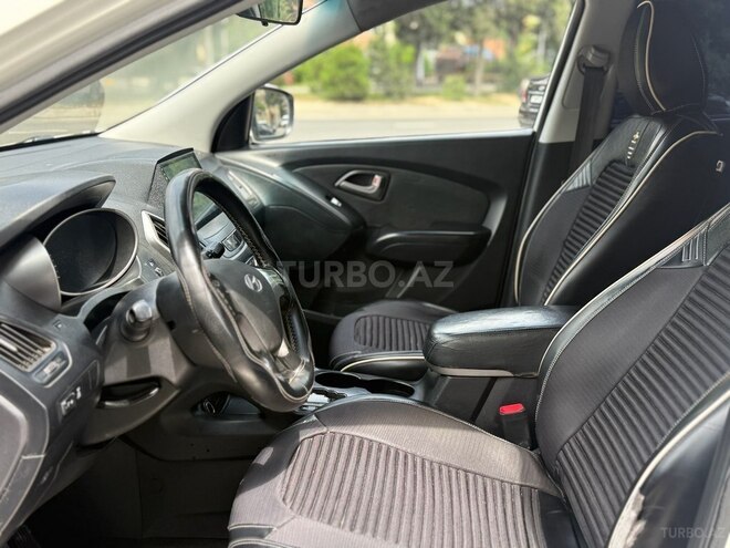 Hyundai ix35-11