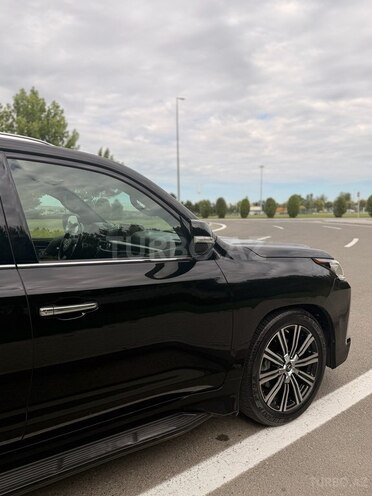 Lexus LX 570-5