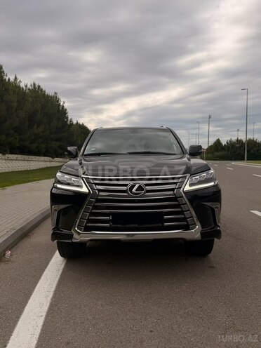 Lexus LX 570-1