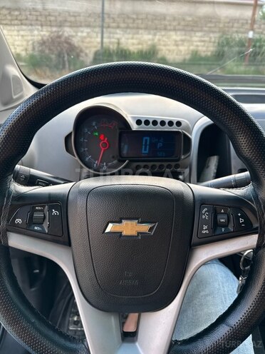 Chevrolet Aveo-7