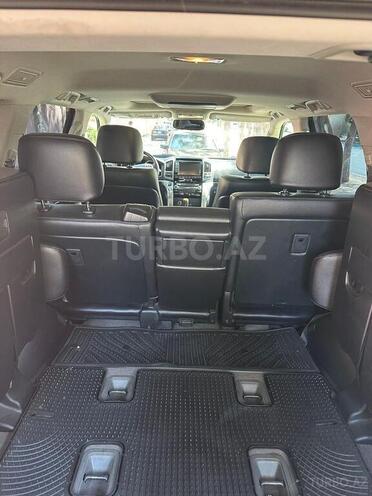 Toyota Land Cruiser-7