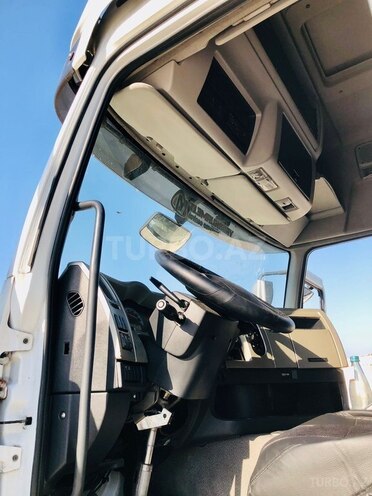 Renault Premium 460-13