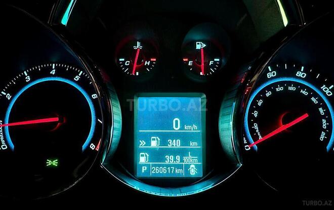Chevrolet Cruze-6