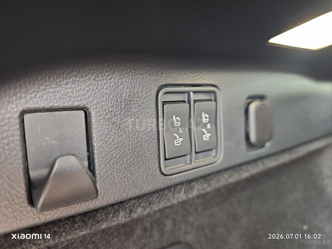 Lexus RX 350h-13