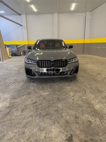 BMW 530e-1