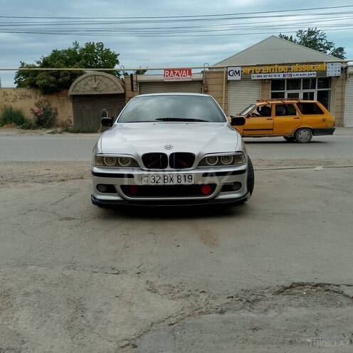 BMW 528-1