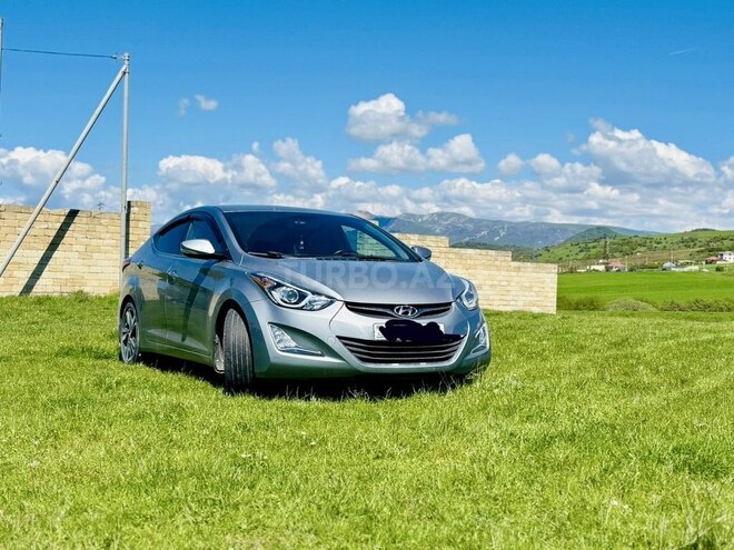 Hyundai Elantra-2