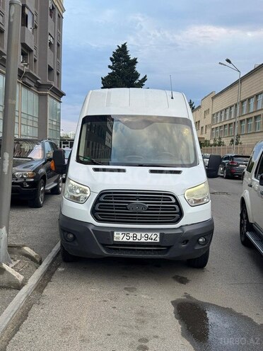 Ford Transit-1