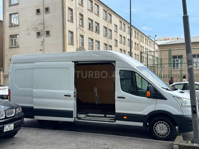 Ford Transit-7