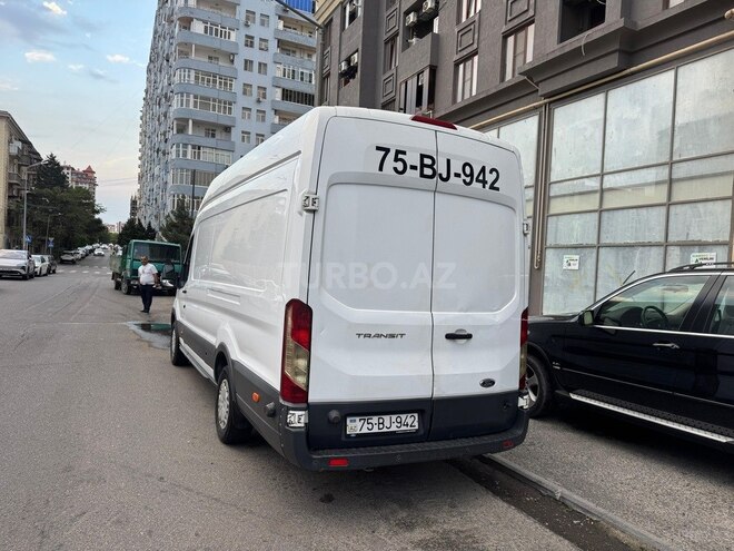 Ford Transit-2