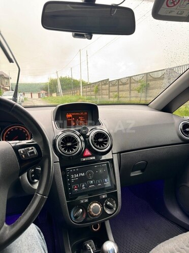 Opel Corsa-13