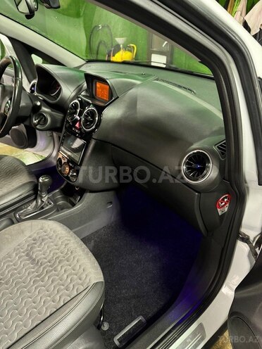 Opel Corsa-10