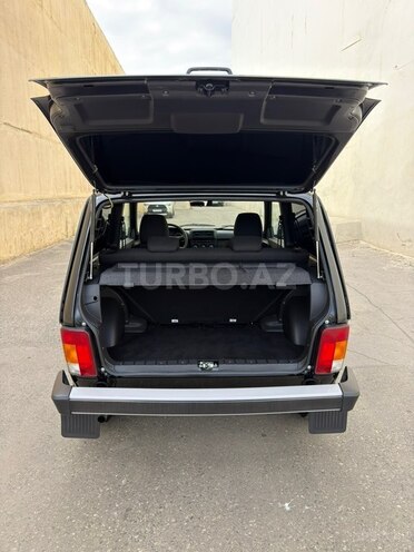 LADA (VAZ) Niva-9