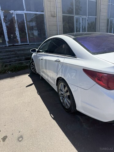 Hyundai Sonata-3