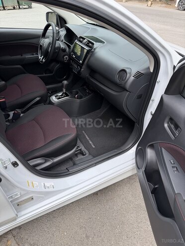 Mitsubishi Mirage-11