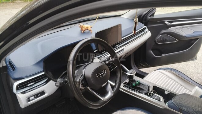 Geely Emgrand-1