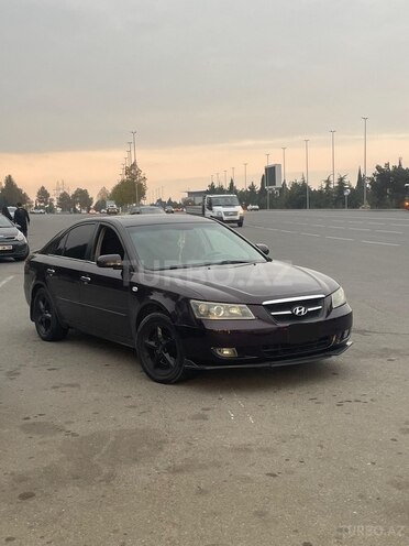 Hyundai Sonata-1