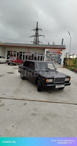 LADA (VAZ) 2107-1