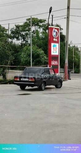 LADA (VAZ) 2107-2